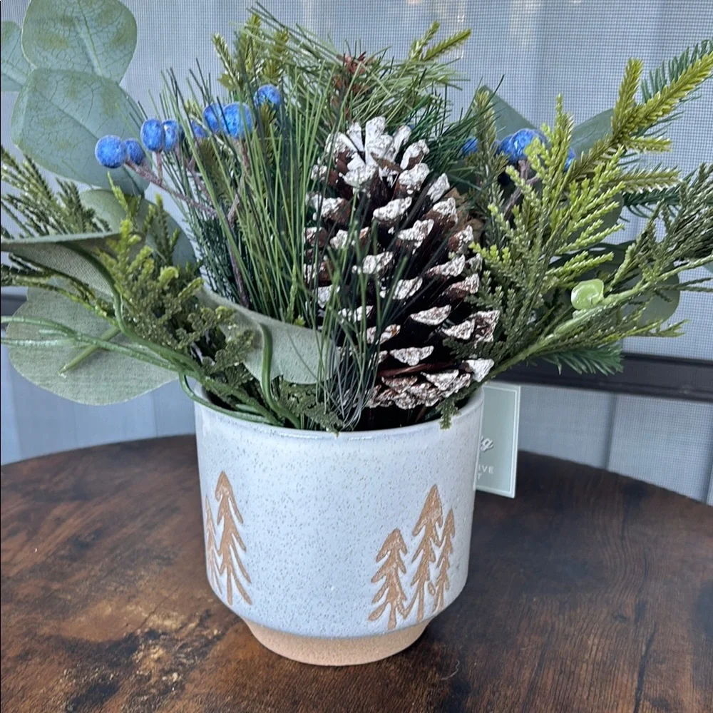 St. Nicolas Square Artificial Botanical Bouquet - NWT
